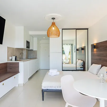 Apartment La Cigale Varoise - La Hyeres